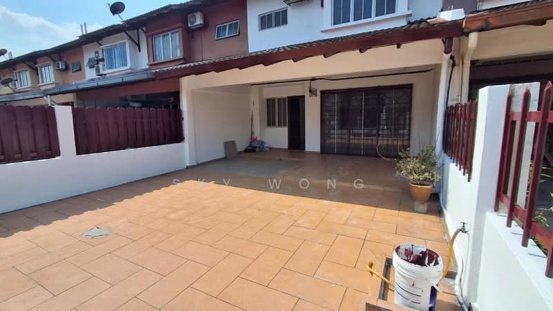 Rumah Teres 2-Tingkat untuk Dijual di Taman Putra Prima (Puchong) - Sky Wong - Exterior - PropertyGuru.com.my