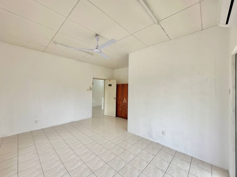 Rumah Teres 2 Tingkat untuk Dijual di Taman Universiti (Bangi) - Izzah Alias - Interior - PropertyGuru.com.my