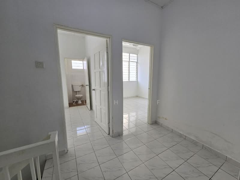 Rumah Teres 2 Tingkat untuk Dijual di Taman Impian Ehsan (Balakong) - Zul Hasif - PropertyGuru.com.my