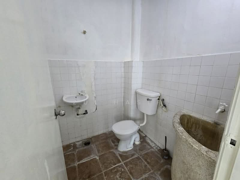 Rumah Teres 2 Tingkat untuk Dijual di Taman Impian Ehsan (Balakong) - Zul Hasif - PropertyGuru.com.my