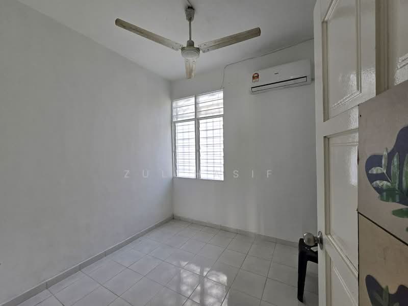 Rumah Teres 2 Tingkat untuk Dijual di Taman Impian Ehsan (Balakong) - Zul Hasif - PropertyGuru.com.my