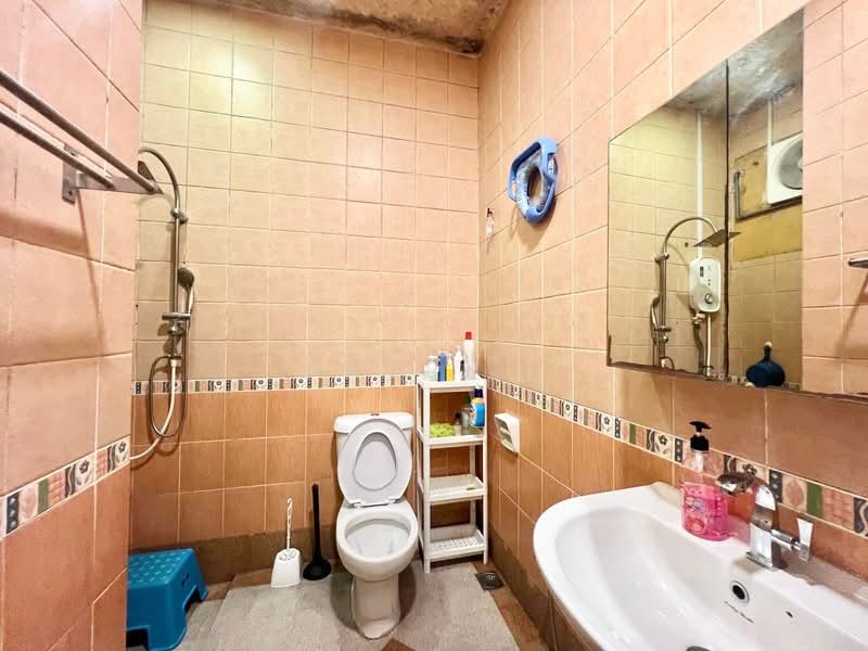 Rumah Teres 2 Tingkat untuk Dijual di Seksyen 5 (Kota Damansara) - Fazri . - PropertyGuru.com.my