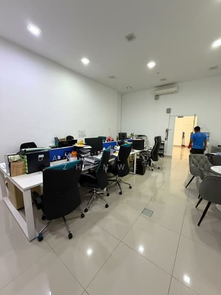 Factory for Rent in Petaling Jaya (Selangor) - Dante Leong Zhenwen - Interior - PropertyGuru.com.my