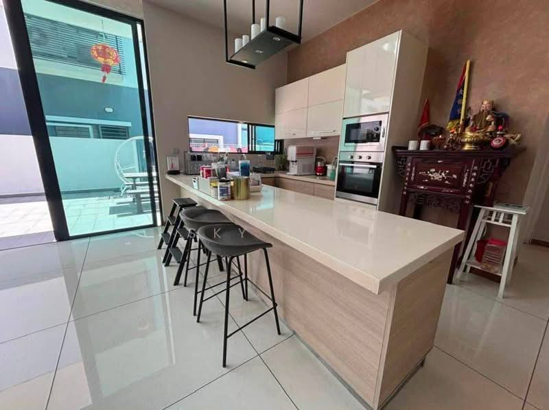 Bungalow for Sale in Senibong (Permas Jaya) - Sky Tan - Kitchen - PropertyGuru.com.my