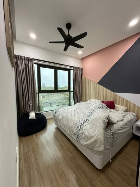 Kondominium untuk Dijual di The WaterEdge (Pinggiran Air) - Queenie Ng - Bedroom - PropertyGuru.com.my