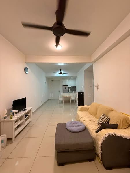 Servis Apartment untuk Disewa di Paramount Utropolis - Josephine Chou - Living Room - PropertyGuru.com.my