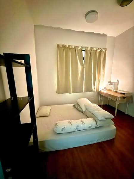 Servis Apartment untuk Disewa di Paramount Utropolis - Josephine Chou - Bedroom - PropertyGuru.com.my
