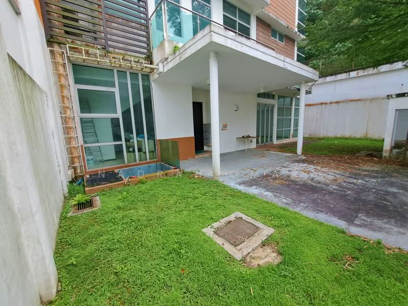 Rumah Berkembar untuk Dijual di Taman Tun Dr Ismail (Kuala Lumpur) - Nadrah Omar - Exterior - PropertyGuru.com.my