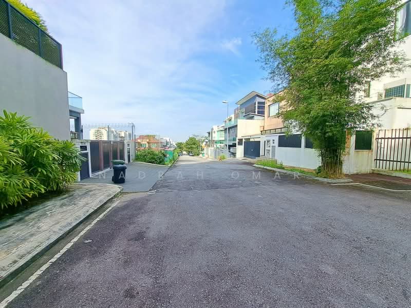 Rumah Berkembar untuk Dijual di Taman Tun Dr Ismail (Kuala Lumpur) - Nadrah Omar - Exterior - PropertyGuru.com.my