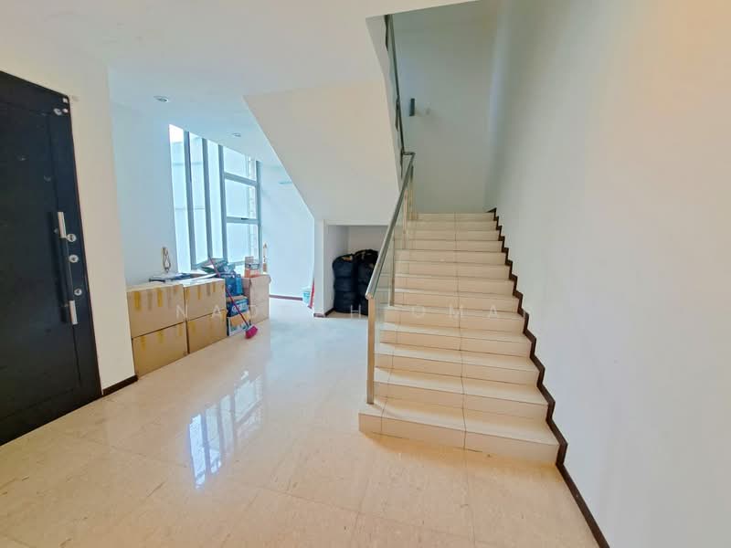 Rumah Berkembar untuk Dijual di Taman Tun Dr Ismail (Kuala Lumpur) - Nadrah Omar - Entrance - PropertyGuru.com.my