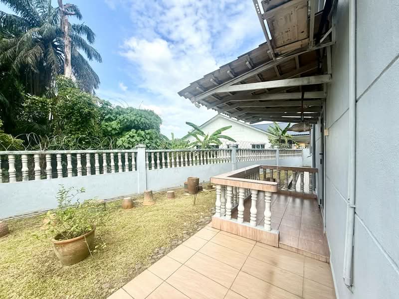 2-storey Terraced House for Sale in Taman Menegon Indah (Klang) - BILYA ARIFF - Exterior - PropertyGuru.com.my