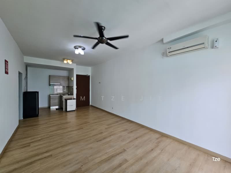 Kondominium untuk Disewa di PARC Regency (Residensi Masai) - Lim Tze Jie - Living Room - PropertyGuru.com.my