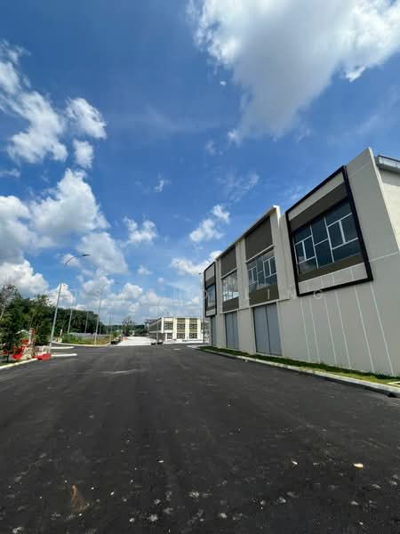 Kedai / Pejabat untuk Disewa di Taman Tiara Sendayan (Bandar Sri Sendayan) - Osmond Ling - Exterior - PropertyGuru.com.my