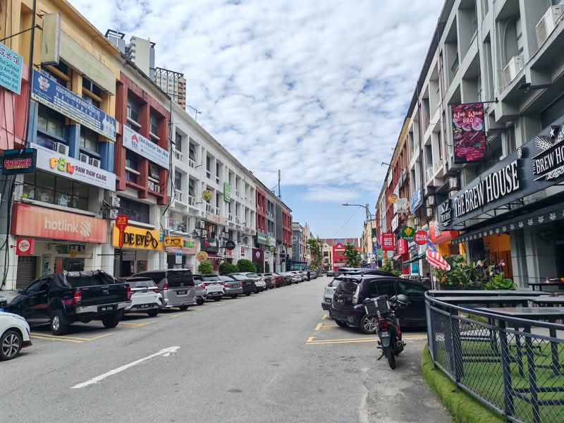 Kedai untuk Disewa di Taman Desa (Kuala Lumpur) - Jeno Poon - Exterior - PropertyGuru.com.my