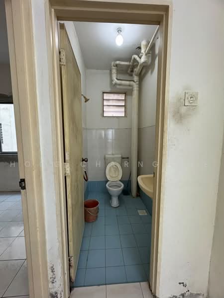Apartment for Rent at Taman Seri Setanggi - Hong Charng Lee - Bathroom - PropertyGuru.com.my
