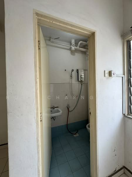 Apartment for Rent at Taman Seri Setanggi - Hong Charng Lee - Bathroom - PropertyGuru.com.my