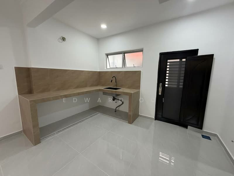 Rumah Teres untuk Dijual di Bandar Sungai Long (Selangor) - Edward Ooi - PropertyGuru.com.my