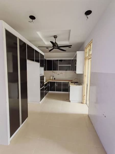 2-storey Terraced House for Sale in Taman Nusa Idaman (Iskandar Puteri (Nusajaya)) - Elynn Lam - Kitchen - PropertyGuru.com.my