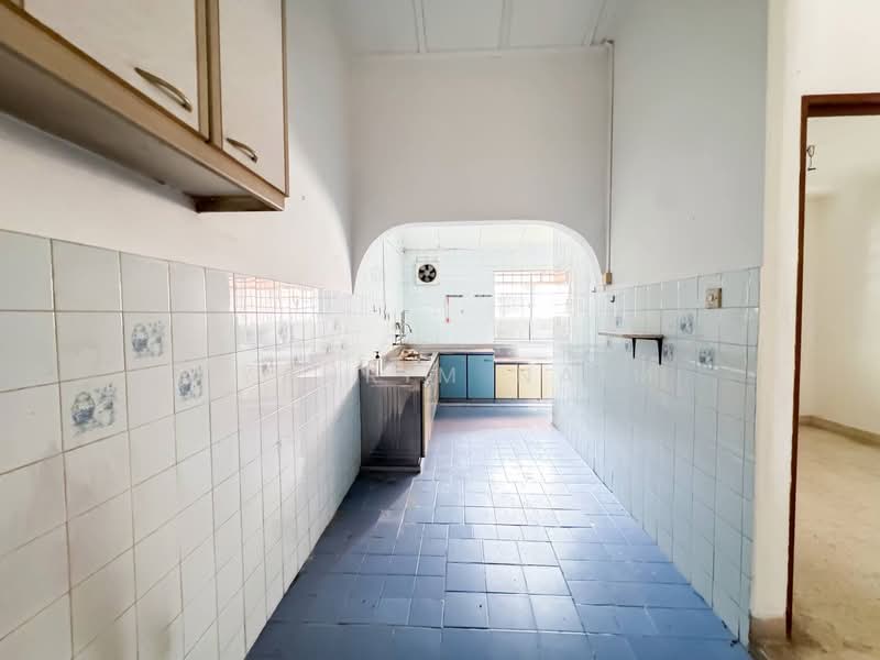 1-storey Terraced House for Sale in Bandar Sunway (Sunway) - Syahrim Naim - Kitchen - PropertyGuru.com.my