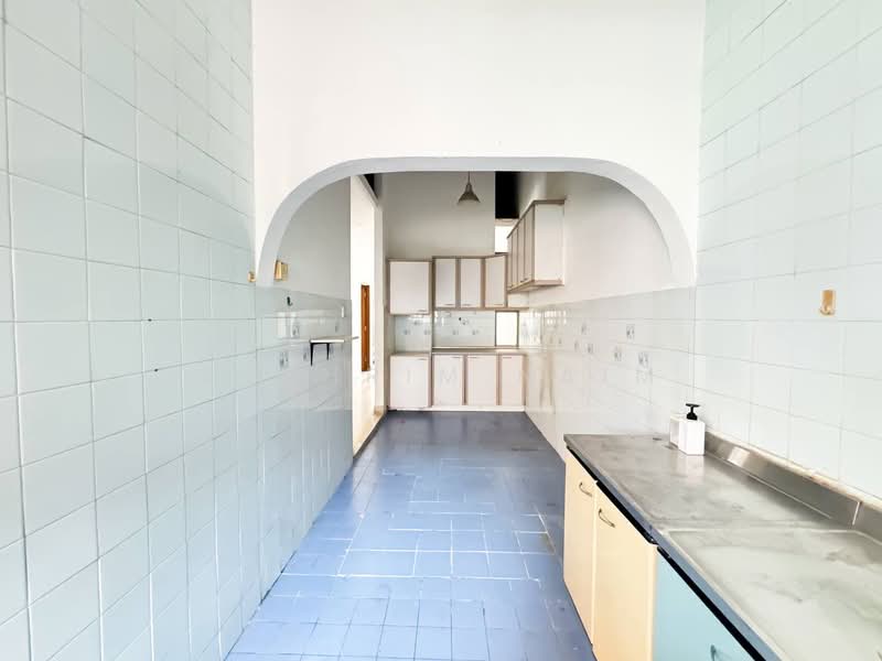 1-storey Terraced House for Sale in Bandar Sunway (Sunway) - Syahrim Naim - Kitchen - PropertyGuru.com.my