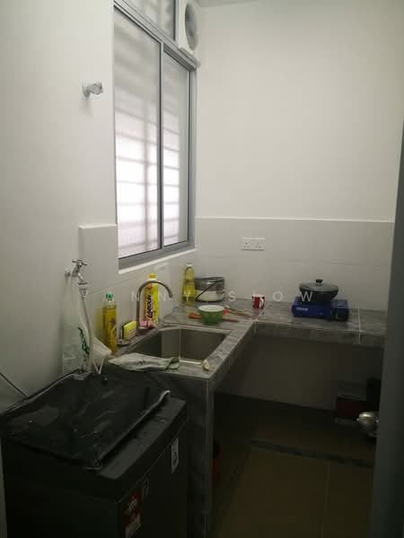 Pangsapuri untuk Disewa di Residensi Vista Wirajaya - Yanny Siow - Kitchen - PropertyGuru.com.my