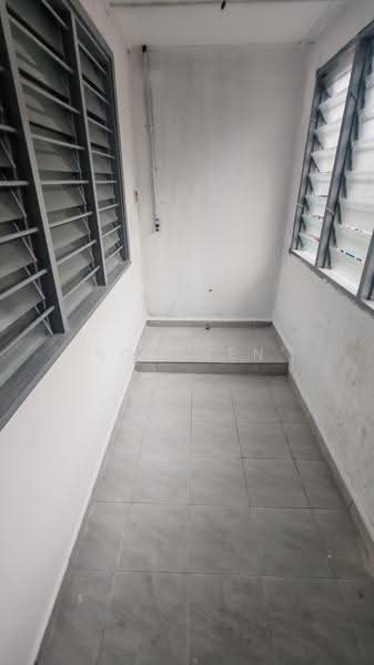 1-storey Terraced House for Rent in Bandar Sri Damansara (Selangor) - SC Chen - Balcony - PropertyGuru.com.my