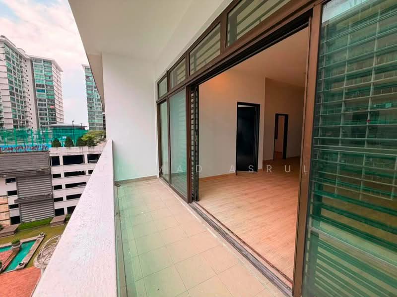 Servis Apartment untuk Dijual di Palazio - Muhamad Asrul - Balcony - PropertyGuru.com.my