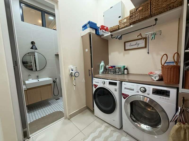 3-storey Terraced House for Sale in Bandar Nusaputra (Puchong) - Maya Myra - Bathroom - PropertyGuru.com.my