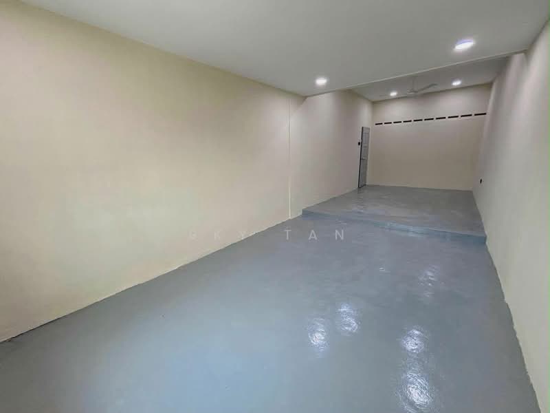Rumah Berkembar untuk Dijual di Taman Pelangi (Johor Bahru) - Sky Tan - Interior - PropertyGuru.com.my