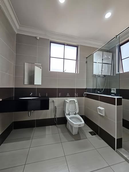 Rumah Banglo untuk Disewa di Bayan Lepas (Penang) - Li Fang - Bathroom - PropertyGuru.com.my