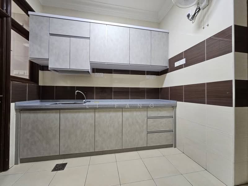Rumah Banglo untuk Disewa di Bayan Lepas (Penang) - Li Fang - Kitchen - PropertyGuru.com.my