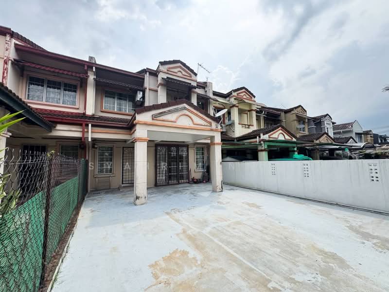 Rumah Teres 2-Tingkat untuk Dijual di Usj 22 (Subang Jaya) - Syahrim Naim - Exterior - PropertyGuru.com.my