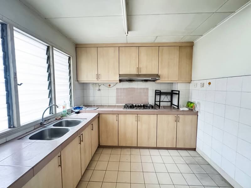 Rumah Teres 2-Tingkat untuk Dijual di Usj 22 (Subang Jaya) - Syahrim Naim - Kitchen - PropertyGuru.com.my