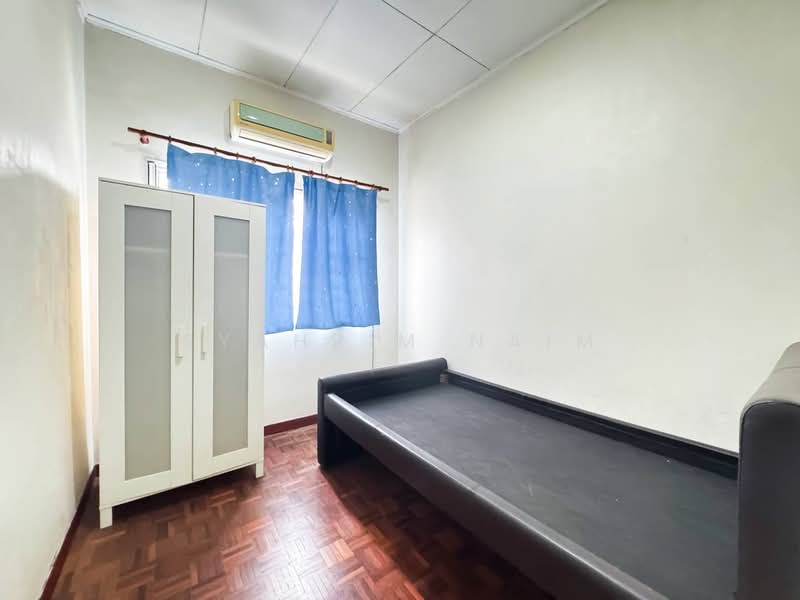 Rumah Teres 2-Tingkat untuk Dijual di Usj 22 (Subang Jaya) - Syahrim Naim - Bedroom - PropertyGuru.com.my