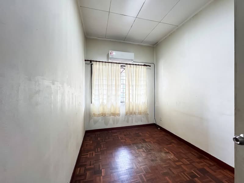 Rumah Teres 2-Tingkat untuk Dijual di Usj 22 (Subang Jaya) - Syahrim Naim - Interior - PropertyGuru.com.my