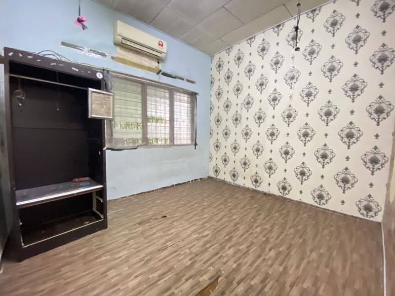 Rumah Teres 2 Tingkat untuk Dijual di Taman Selamat (Kajang) - Edward Ooi - PropertyGuru.com.my