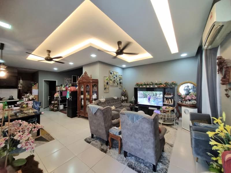 Semi-Detached House for Sale in Shah Alam (Selangor) - Farhan Rafael - Living Room - PropertyGuru.com.my