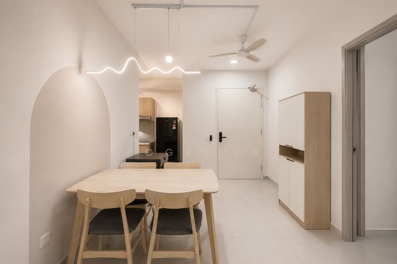 Servis Apartment untuk Disewa di M Astra - Roger Er - Dining Room - PropertyGuru.com.my