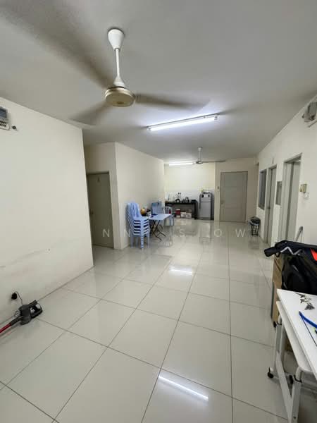 Kondominium untuk Disewa di Platinum Lake PV 16 - Yanny Siow - Living Room - PropertyGuru.com.my