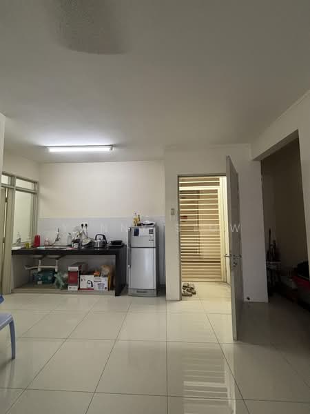 Kondominium untuk Disewa di Platinum Lake PV 16 - Yanny Siow - Kitchen - PropertyGuru.com.my