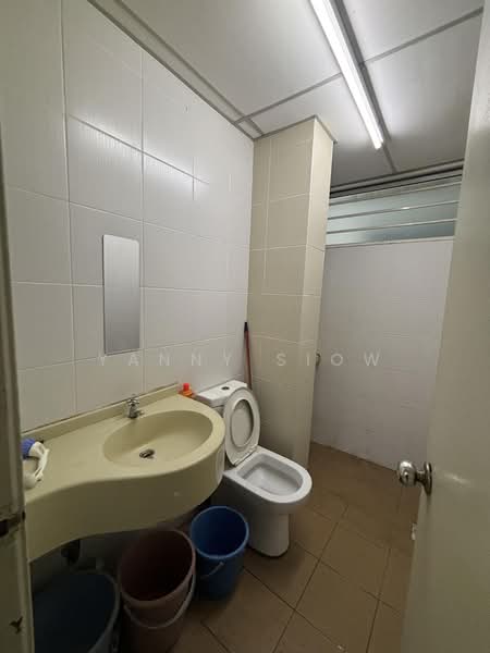 Kondominium untuk Disewa di Platinum Lake PV 16 - Yanny Siow - Bathroom - PropertyGuru.com.my