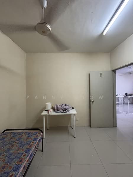 Kondominium untuk Disewa di Platinum Lake PV 16 - Yanny Siow - Bedroom - PropertyGuru.com.my