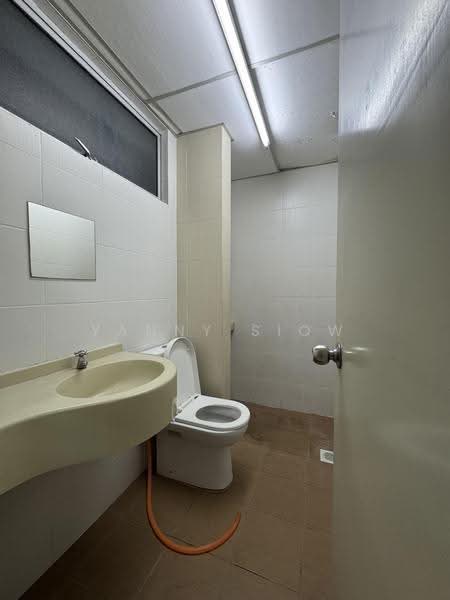 Condominium for Rent at Platinum Lake PV 16 - Yanny Siow - Bathroom - PropertyGuru.com.my