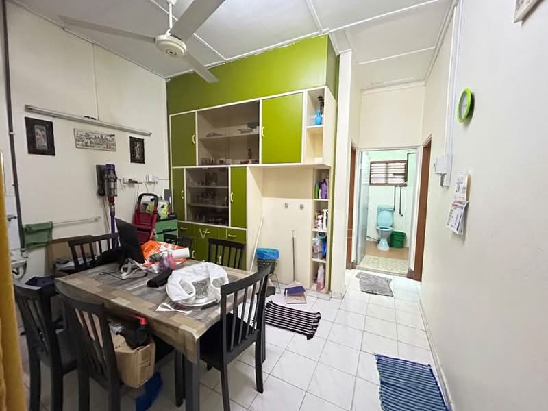 Semi-Detached House for Sale in Taman Lim (Ipoh) - Alvin Soon - Dining Room - PropertyGuru.com.my