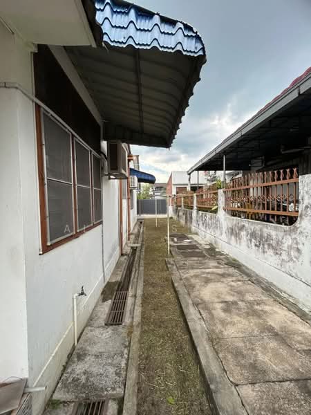 Semi-Detached House for Sale in Taman Lim (Ipoh) - Alvin Soon - Exterior - PropertyGuru.com.my