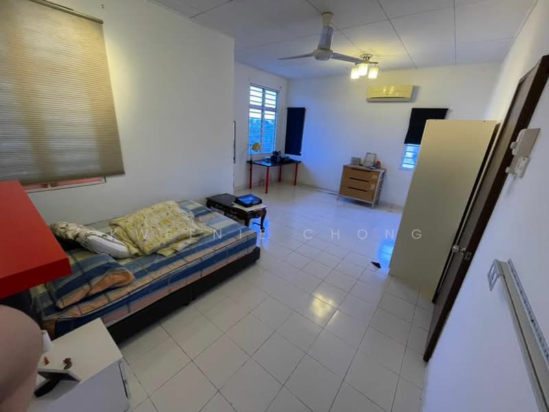 Rumah Teres 3 Tingkat untuk Dijual di Pekan Batu 9 (Cheras) - Kweenie Chong - Bedroom - PropertyGuru.com.my