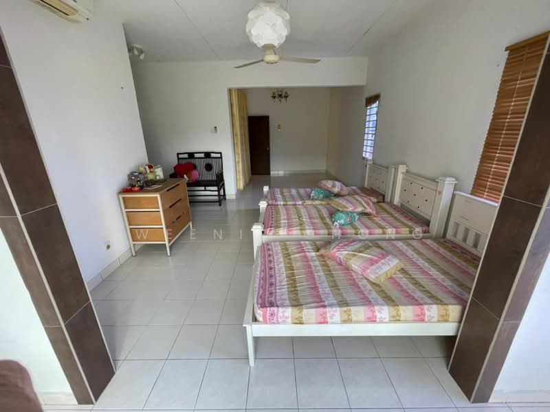 Rumah Teres 3 Tingkat untuk Dijual di Pekan Batu 9 (Cheras) - Kweenie Chong - Bedroom - PropertyGuru.com.my