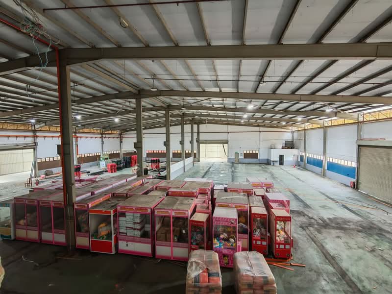 Kilang untuk Disewa di Ulu Tiram (Johor) - Sky Tan - Interior - PropertyGuru.com.my