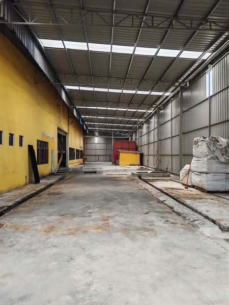 Kilang untuk Disewa di Ulu Tiram (Johor) - Sky Tan - Exterior - PropertyGuru.com.my
