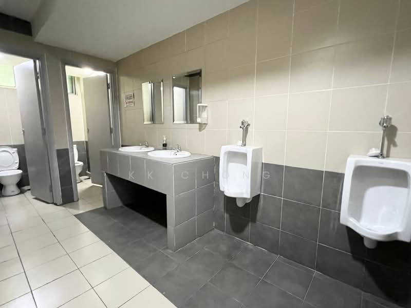 Office for Rent in Bandar Sri Damansara (Selangor) - KK Chong - Bathroom - PropertyGuru.com.my